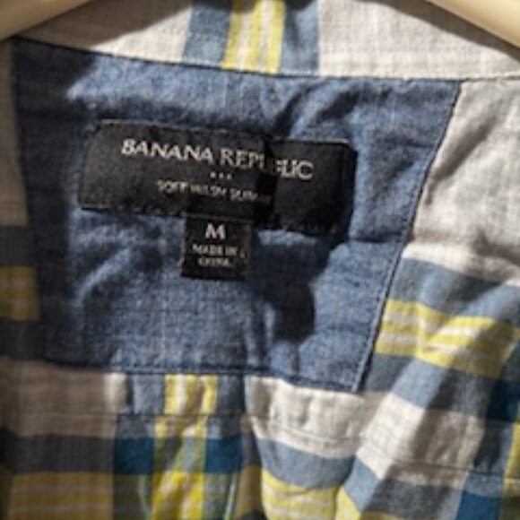 Banana Republic Men's Blue & Yellow Plaid Soft Wash Shirt, Size M - Picture 2 of 2